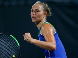 Бондаренко проиграла Жабер и покинула турнир в Абу-Даби