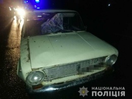 В Харькове автомобиль "ВАЗ" сбил пьяного пешехода: мужчина попал в больницу, - ФОТО