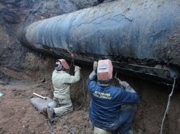 Ремонтники «Вода Донбасса» предпринимают третью попытку возобновить водоснабжение Торецка