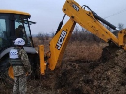 В Луганской области починили водовод возле Новотошковского