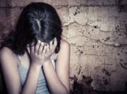В Запорожской области изнасиловали 12-летнюю девочку