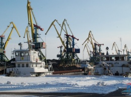 Из-за снега в нескольких портах ограничены грузовые операции с зерном
