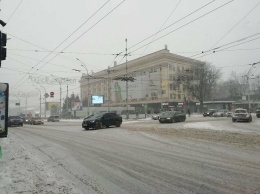 Пробки в Харькове. Где сложно проехать из-за снегопада
