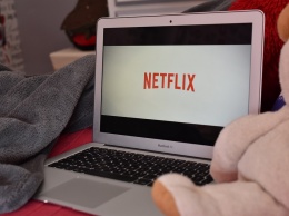 Netflix в 2021 году будет еженедельно выпускать новые фильмы. Полный список