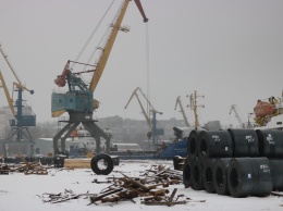 Основную часть грузов Запорожского речпорта составляет продукция «Запорожстали»