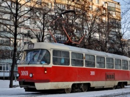 Снегопад в Харькове не повлиял на работу наземного пассажирского электротранспорта