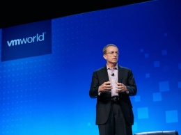Роберт Свон покинет пост гендиректора Intel на фоне проблем компании. Его замети глава VMware Пэт Гелсингер