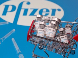 В ЕС просят повлиять на компании Pfizer-BioNTech из-за сокращения поставок Covid-вакцин в Европу