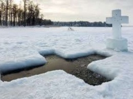 В ПЦУ сообщили, что нет смысла мерзнуть, купаясь в зимнем ставке