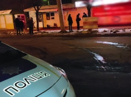 На Таирова посреди улицы убили молодого мужчину: преступник скрылся