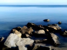 Море в зимней Кирилловке: тишина, солнце и красота (видео)