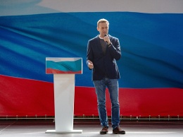 Алексей Навальный возвращается в Россию после лечения в Германии