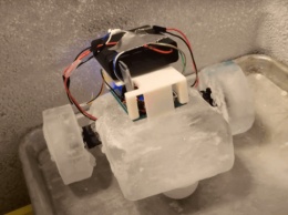 В США создали ледяного работа IceBot для работы на Севере