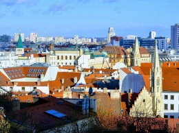 Жителям Словакии запретили выходить из дома без отрицательного теста на COVID-19