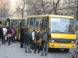 255 гривен за проезд. Под Днепром такси стоит дешевле маршрутки