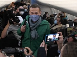 Будут ли новые санкции? ЕС обсуждает реакцию на задержание Навального
