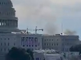 Над Капитолием США виден дым: здание закрыли из-за угрозы безопасности, видео