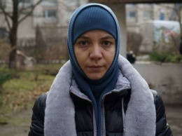 Полиция в Крыму пришла к жене политзаключенного из-за одиночного пикета