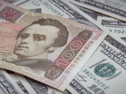 Доллар отомстит гривне за выходные, НБУ расстроил свежим курсом валют