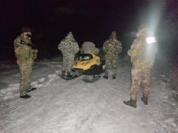 На Харьковщине мужчина прорвался через границу на снегоходе, который купил в России, - ФОТО