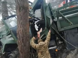 Медики рассказали о состоянии военных после ДТП на Яворовском полигоне