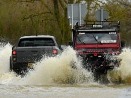 Шторм «Кристоф» принес в Британию наводнения и снег: эвакуировали тысячи людей