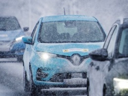 Эксперты выделили три основных способа адаптировать батареи электромобилей к использованию зимой