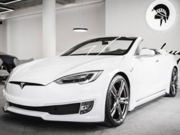 Итальянские дизайнеры превратили Tesla Model S в уникальный кабриолет