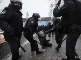 МИД Украины призвал мировое сообщество "более решительно" реагировать на ситуацию с акциями протеста в РФ