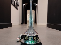 Музей истории Днепра показал новый экспонат с ракетой: фото