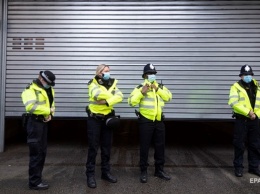 В Лондоне 300 человек поймали на нелегальной вечеринке