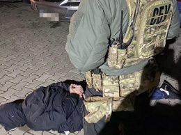 Выбивали "долги" и собирали "дань": на Закарпатье ликвидировали две банды рэкетиров (фото, видео)