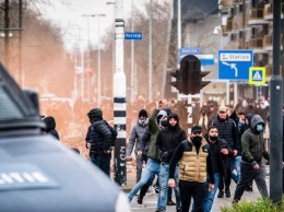 Амстердам захлестнула волна протестов против локдауна (фото)