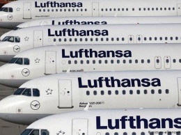 Lufthansa с 1 февраля перестанет пускать на борт пассажиров в медицинских масках