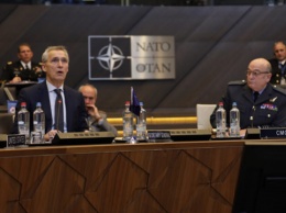 Союзники по НАТО не допустили перетекания коронакризиса в сферу безопасности - Столтенберг