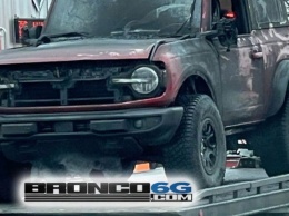 Пара предсерийных Ford Bronco 2021 сгорела после возгорания прицепа