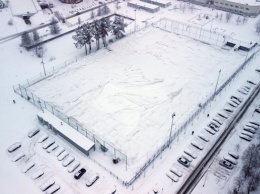 В Вильнюсе под тяжестью снега рухнул купол нового спортманежа
