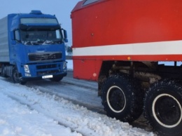 На Николаевщине из-за непогоды - пробки из десятков грузовиков