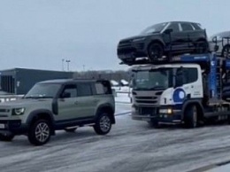 Land Rover Defender спас грузовик, груженный Ленд Роверами (ВИДЕО)