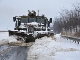 Снежные заносы: сколько человек спасли на дорогах Одесской области за время непогоды