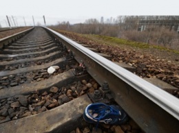 В Киеве подросток погиб под колесами поезда