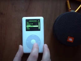 Энтузиаст превратил старый iPod в современный плеер с Wi-Fi и Spotify