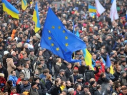 В Киеве семь лет назад был форум Евромайданов, а в Харькове - слет Партии регионов