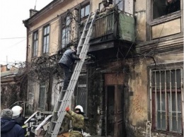 В жилом доме в Одессе произошел обвал, жителей эвакуировали