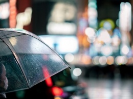 Без зонта лучше не выходить: какая погода ждет сегодня запорожцев