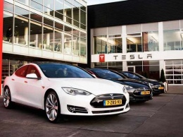Автокомпании Tesla и Volvo стали лидерами немецкого рынка