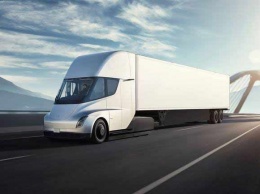 Tesla в 2021 году планирует выпустить 2500 грузовиков Semi