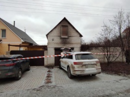 На Харьковщине в дом семьи активистов бросили гранату и подожгли авто