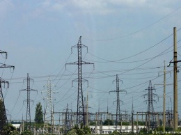 Украина вновь покупает электроэнергию из РФ: сколько и почему?
