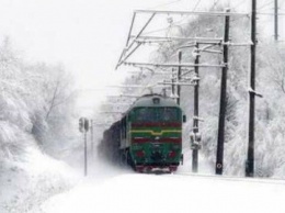 На Днепропетровщине железнодорожные вагоны сошли с рельсов. Поезда, следующие в Мариуполь, задерживаются